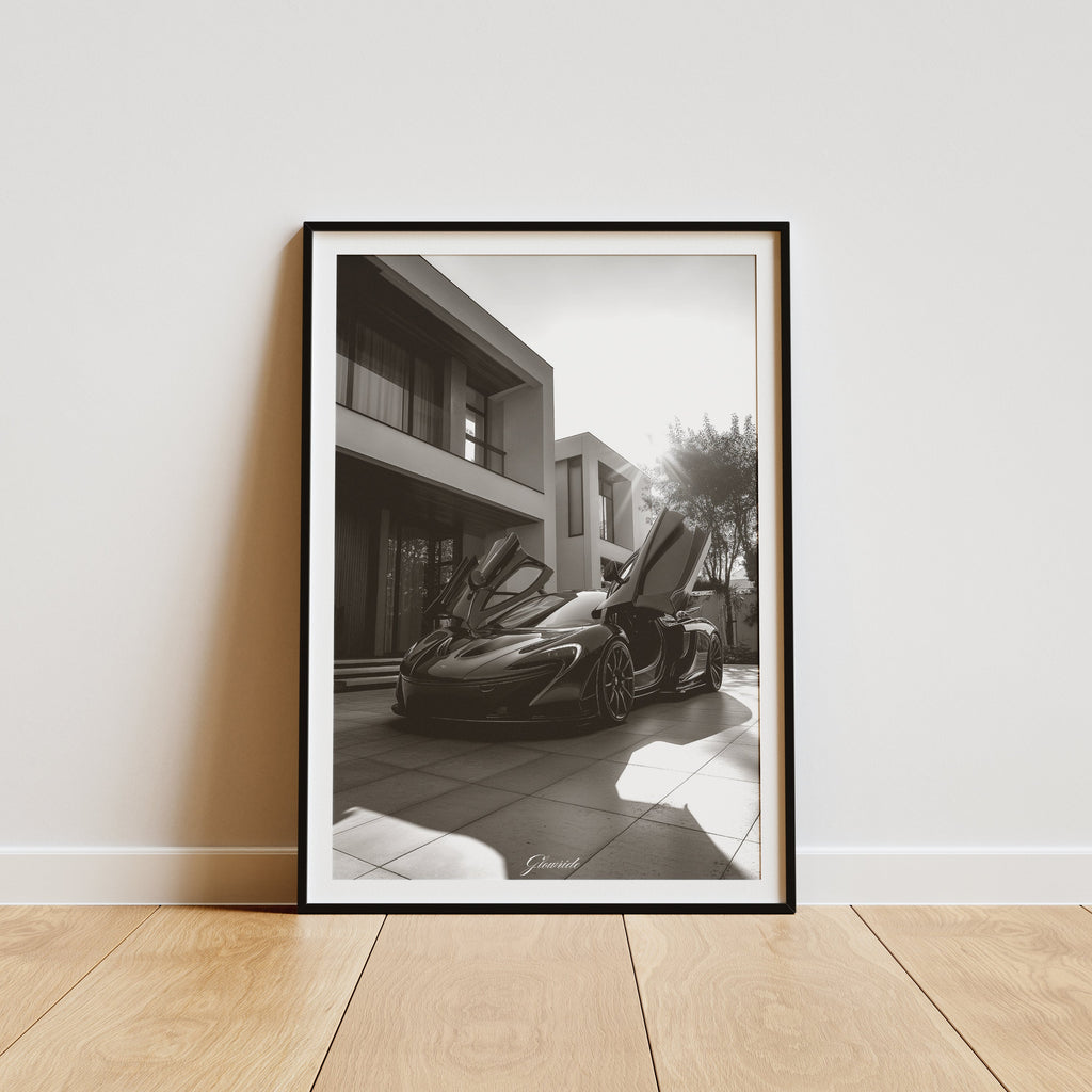 McLaren P1 Poster Luxury Line – Schwarz-Weiß Auto-Kunstwerk